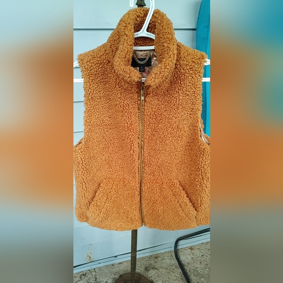 J.Crew Teddy Sherpa Vest Adole-Clay SZ.S - Picture 4 of 9